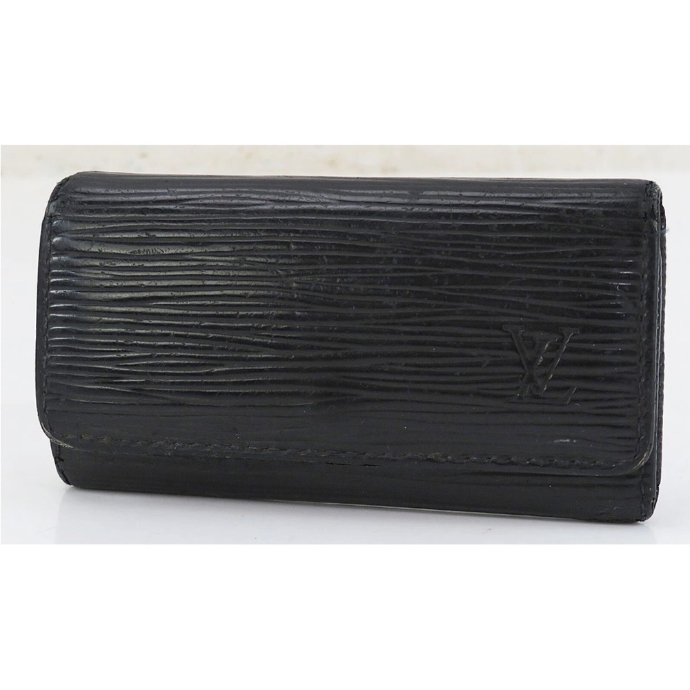 Louis Vuitton Textured Black Wallet